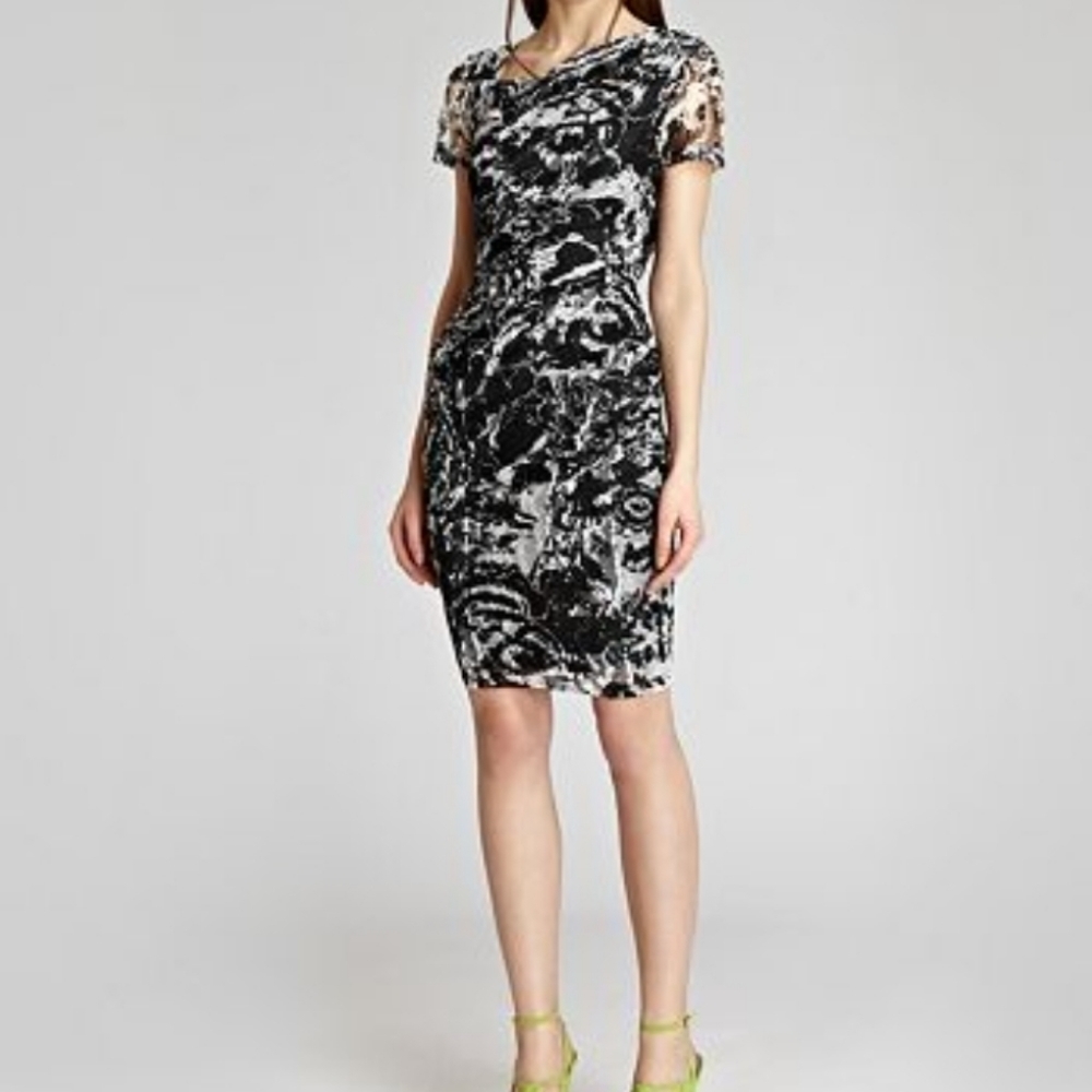 【海外限定】REISSドレス☆Petite Anais Satin Drape Lace-Trim Reiss Petite Satin Drape Lace-Trim Dress in Navy | REISS